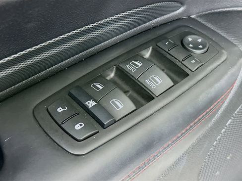 Used 2025 Dodge Durango R/T AWD/4WD image 31