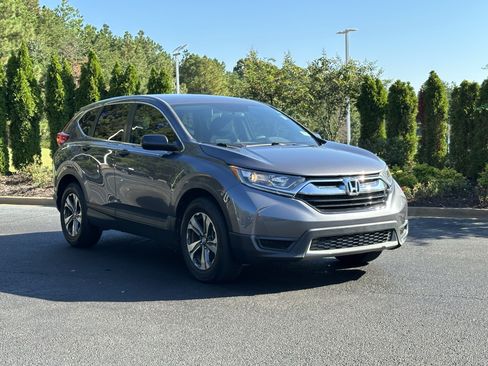 Used 2018 Honda CR-V LX image 2