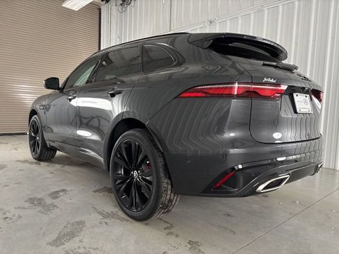Used 2025 Jaguar F-PACE R-Dynamic S image 10