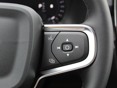New 2026 Volvo XC40 B5 Plus w/ Climate Package AWD/4WD image 14