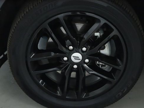 Used 2025 Dodge Durango GT image 38