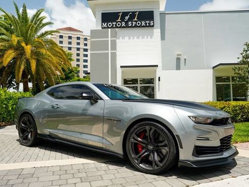 Used 2023 Chevrolet Camaro SS RWD image 86
