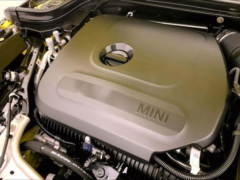 Certified 2025 MINI Cooper S image 31