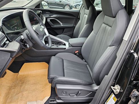 New 2025 Audi Q5 Premium Plus image 8