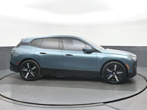 Used 2023 BMW iX xDrive50 w/ Premium Package AWD/4WD image 2