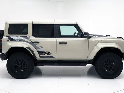 New 2025 Ford Bronco Raptor image 3