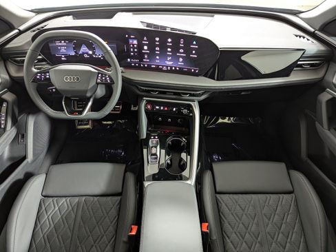 New 2025 Audi SQ5 Premium Plus image 10