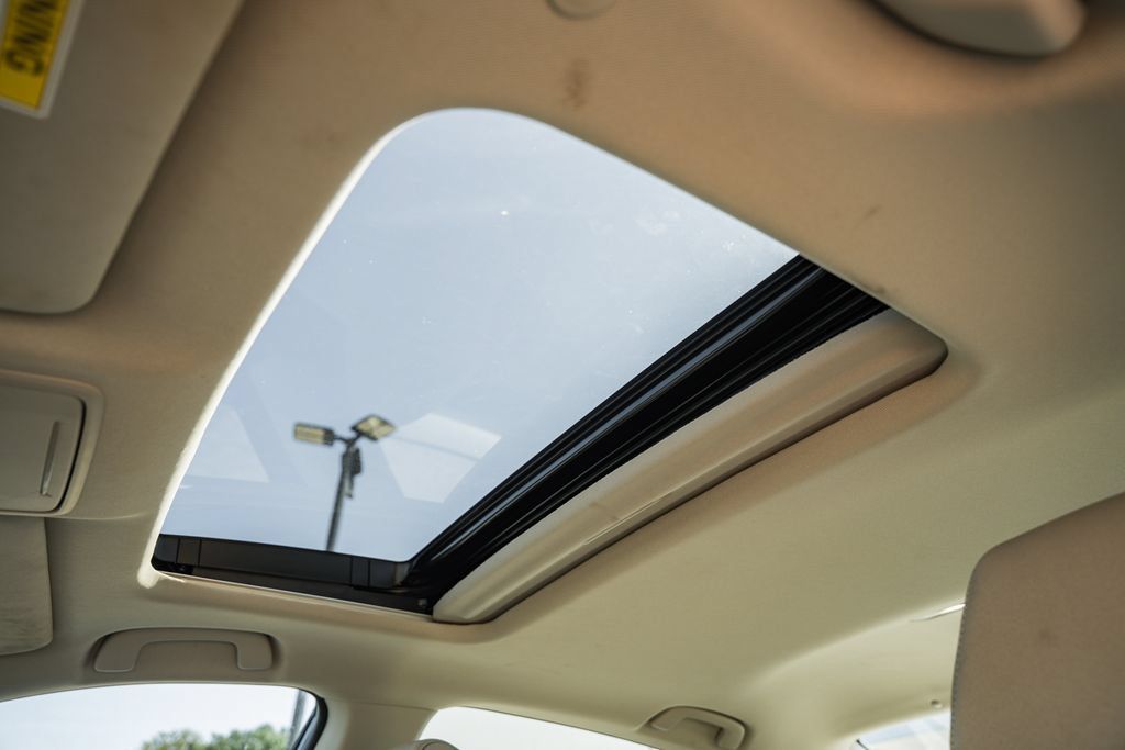 Used 2023 Honda Accord EX image 35
