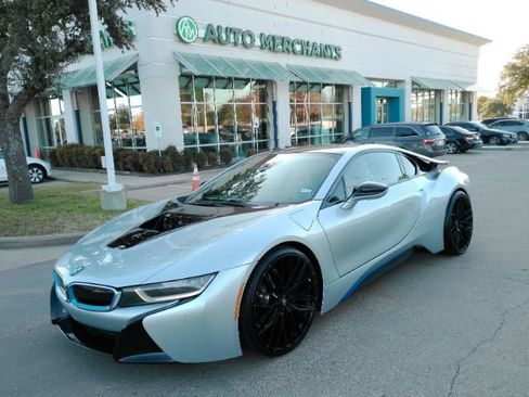 Used 2015 BMW i8 image 2