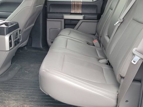 Used 2018 Ford F150 Lariat w/ Equipment Group 502A Luxury AWD/4WD image 11