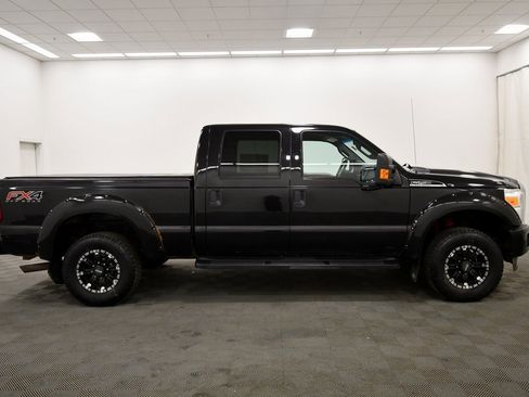 Used 2013 Ford F250 XLT w/ FX4 4X4 Off-Road Pkg image 9
