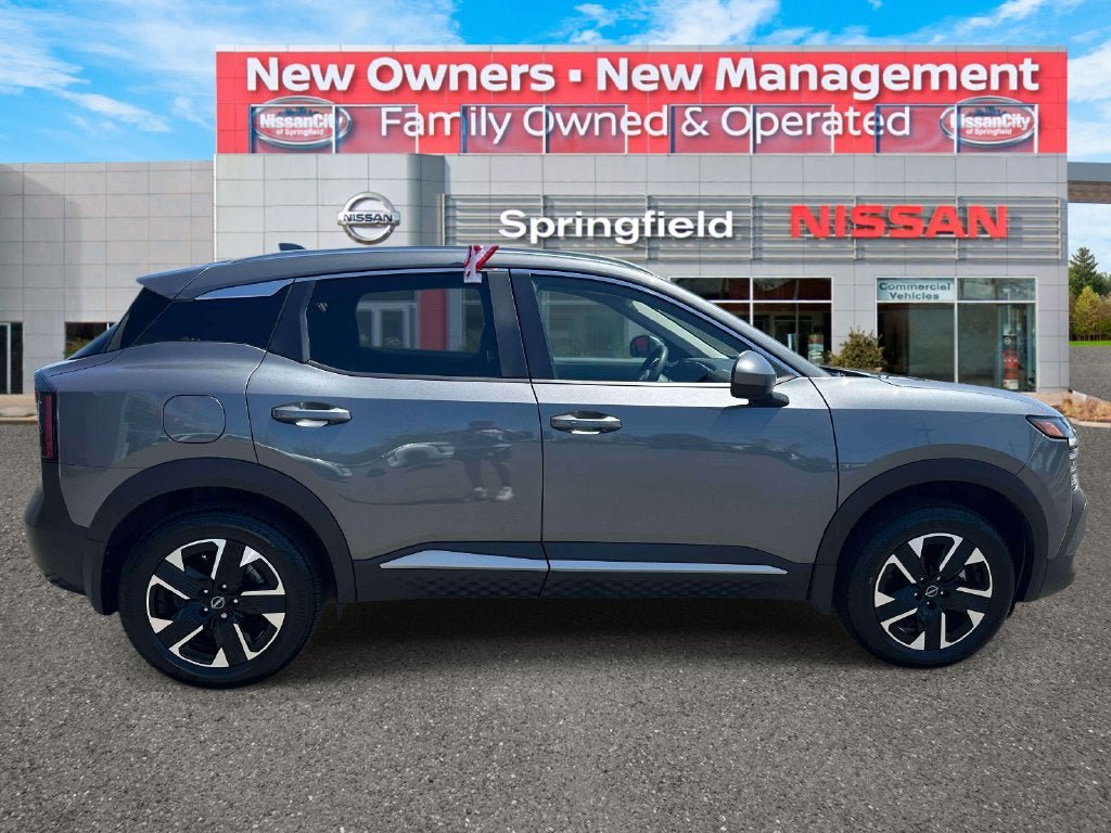 Certified 2025 Nissan Kicks SV w/ SV Premium Package AWD/4WD image 4