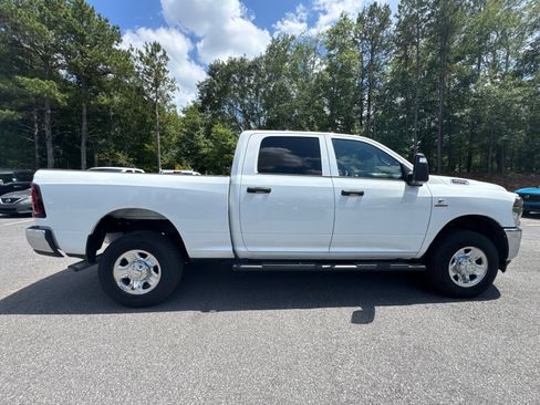 Used 2026 RAM 2500 Tradesman AWD/4WD image 4