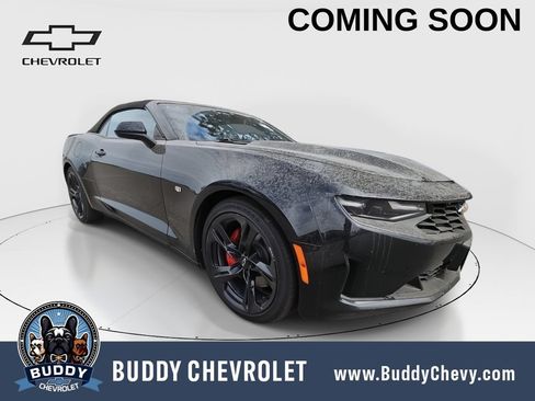 Used 2022 Chevrolet Camaro LT RWD image 1