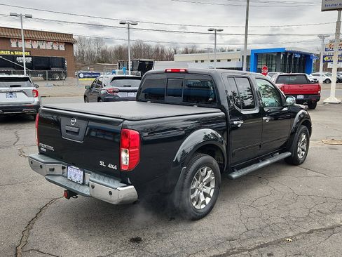 Used 2019 Nissan Frontier SL image 6