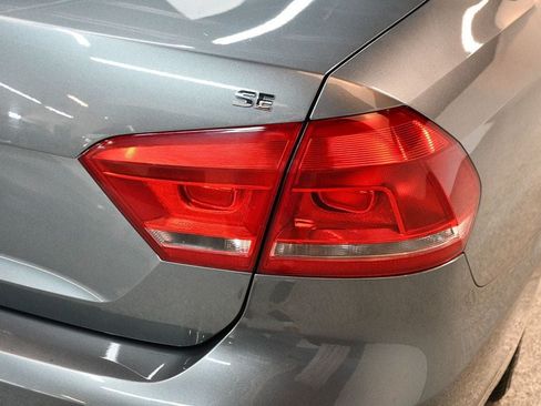 Used 2012 Volkswagen Passat 2.5 SE FWD image 15