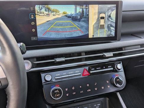 Used 2025 Hyundai Santa Cruz Limited image 14