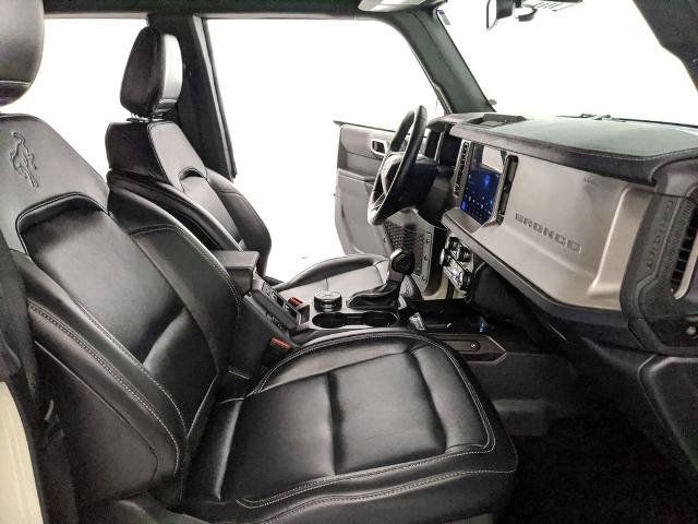 Used 2025 Ford Bronco Outer Banks AWD/4WD image 23