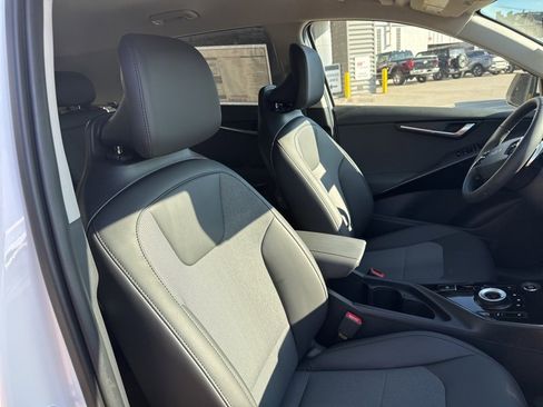 New 2025 Kia Niro EX w/ EX Cold Weather Package image 15