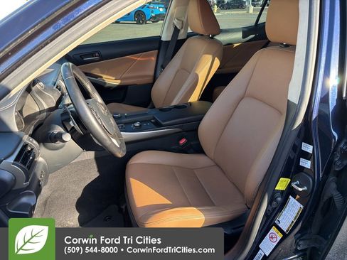Used 2017 Lexus IS 300 AWD w/ Premium Package image 5