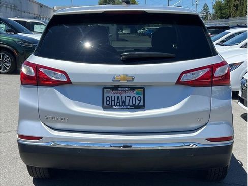 Used 2019 Chevrolet Equinox LT FWD image 4