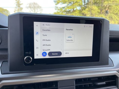 Used 2024 Toyota Tacoma SR5 image 10