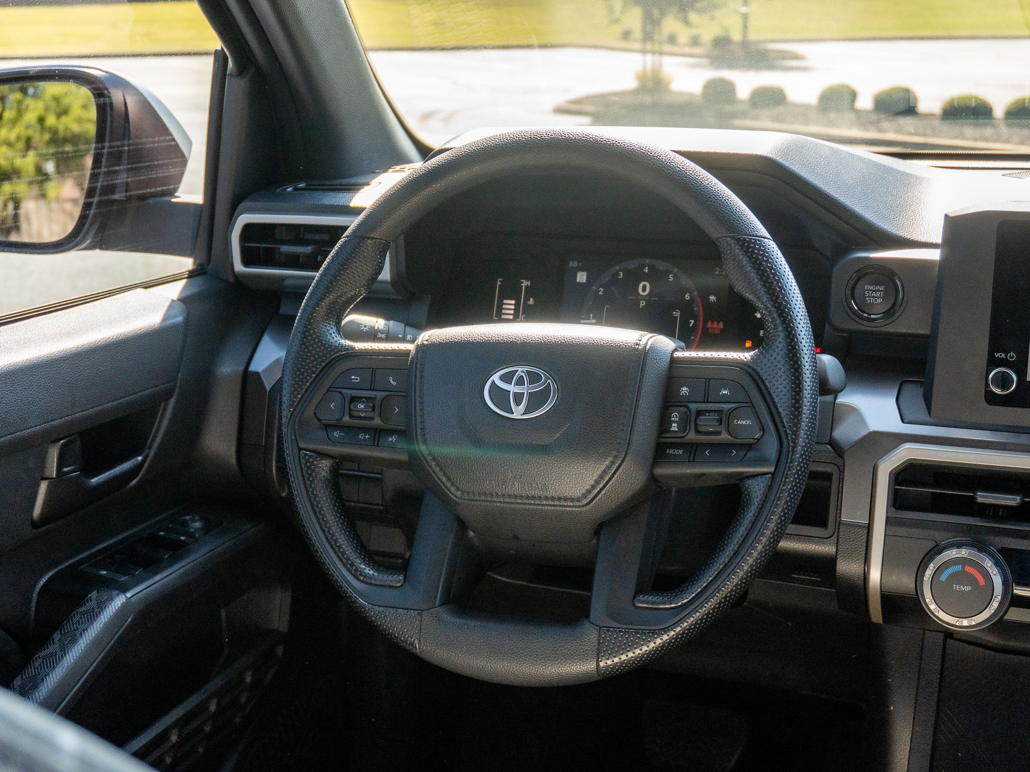 Used 2026 Toyota Tacoma SR5 AWD/4WD image 19