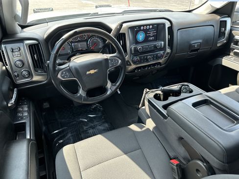 Used 2019 Chevrolet Silverado 2500 LT w/ LT Convenience Package AWD/4WD image 12