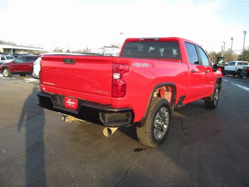 Certified 2023 Chevrolet Silverado 2500 Custom w/ Custom Value Package image 5