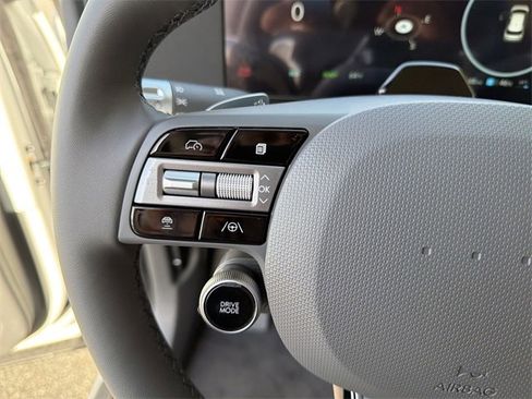 New 2026 Hyundai Ioniq 5 SE image 24