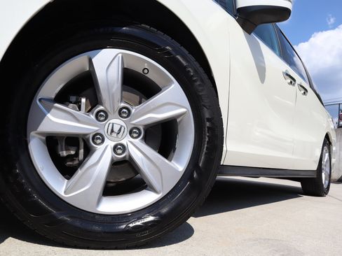 Used 2018 Honda Odyssey EX-L image 29