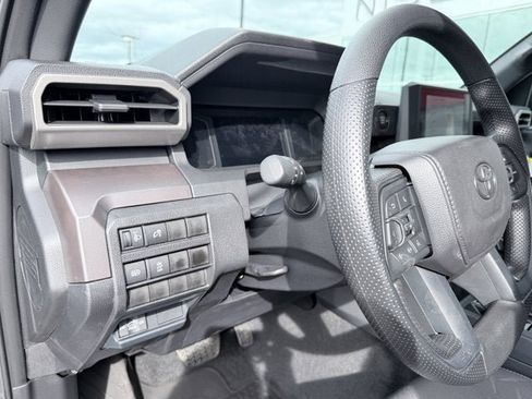 Used 2026 Toyota Tacoma SR5 image 17