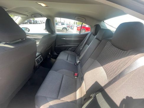 Used 2025 Toyota Camry LE FWD image 25