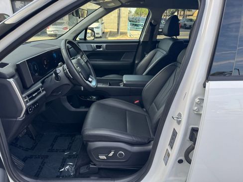 Used 2025 Hyundai Santa Fe SEL image 29