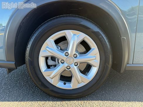 Used 2025 Honda HR-V LX image 11