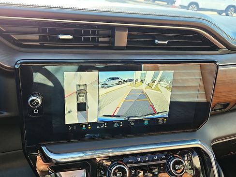 Used 2023 GMC Sierra 1500 Denali Ultimate image 18