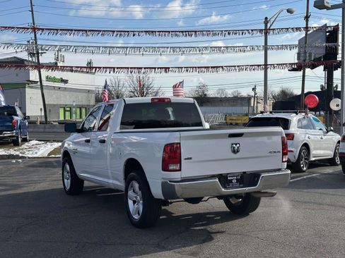 Used 2024 RAM 1500 Classic SLT image 3