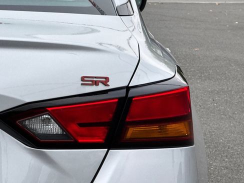 New 2025 Nissan Altima 2.5 SR w/ SR Premium Package image 22