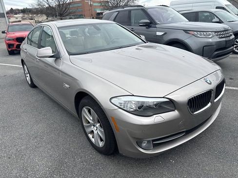 Used 2012 BMW 528i xDrive Sedan image 3
