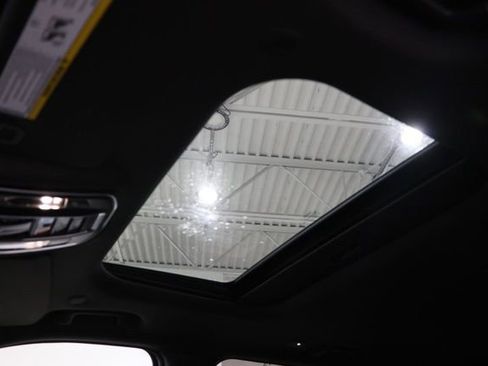 Used 2023 Jeep Grand Cherokee Altitude AWD/4WD image 28