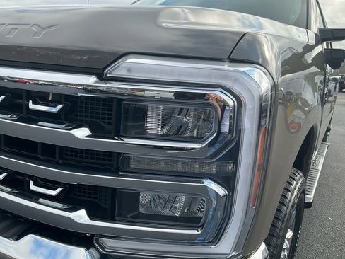 New 2026 Ford F250 Lariat image 9