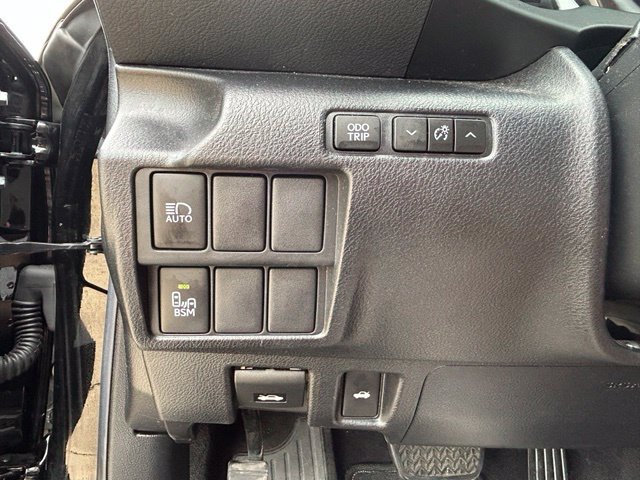 Used 2020 Lexus IS 300 w/ Accessory Package 2 RWD image 17