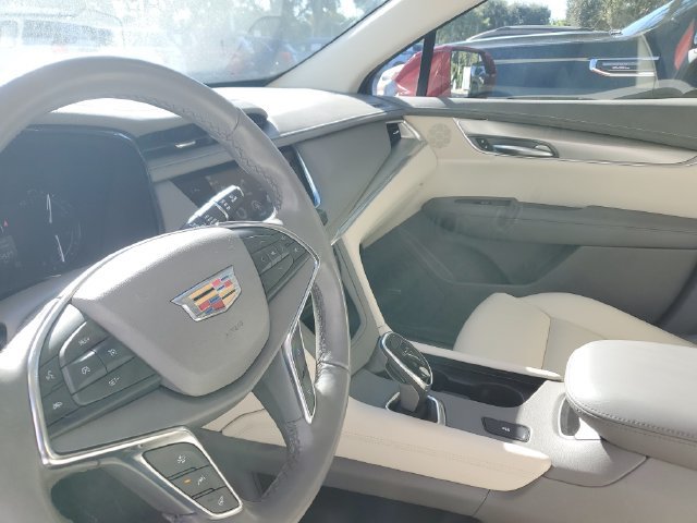 Certified 2019 Cadillac XT5 Luxury FWD image 23
