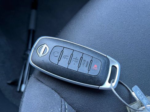 Used 2026 Nissan Altima 2.5 SV FWD image 20