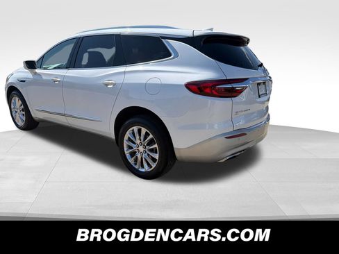 Used 2020 Buick Enclave Premium w/ Trailering Package, 5000 lbs. AWD/4WD image 6