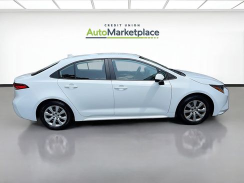 Used 2024 Toyota Corolla LE FWD image 8