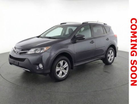 Used 2013 Toyota RAV4 XLE image 1