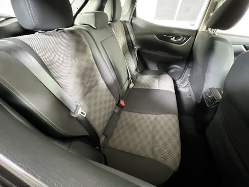 Used 2019 Nissan Rogue Sport SV w/ Technology Package AWD/4WD image 26