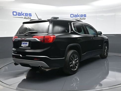 Used 2018 GMC Acadia SLT image 8