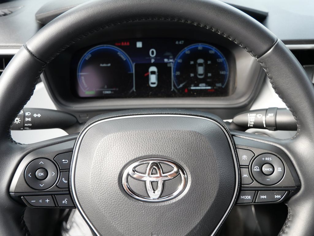 Certified 2026 Toyota Corolla SE w/ SE Premium Package FWD image 25